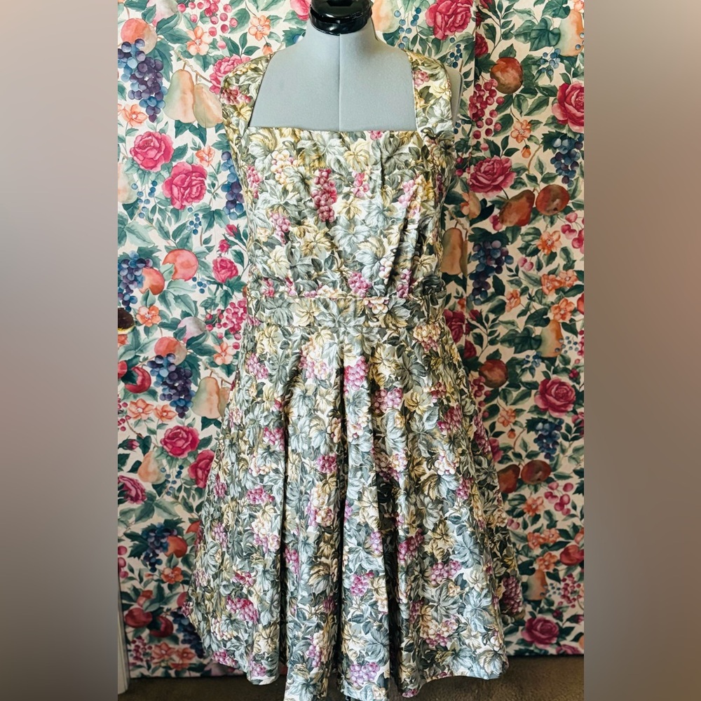 Grape Pinafore, plus size Apron